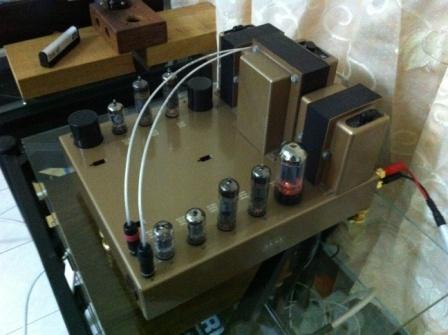 Leak Stereo 20 tube amplifier