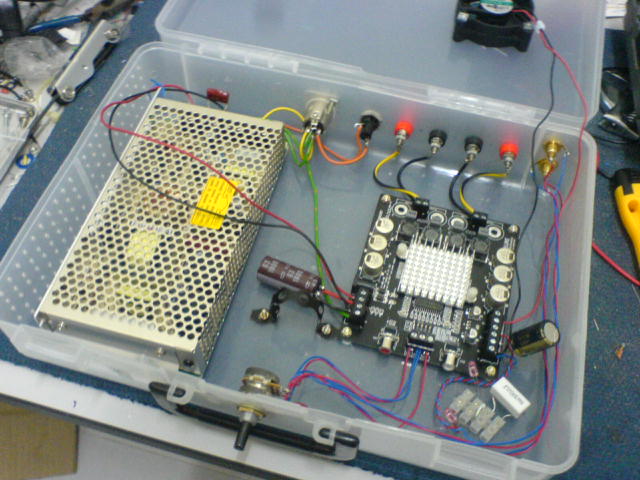 TK2050 Amplifier Internal
