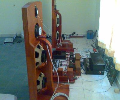 Open Baffle Speaker System Open Baffle Speaker System