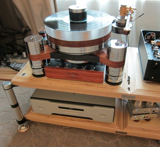 Turntable on Stein Music Turntable on Stein Music