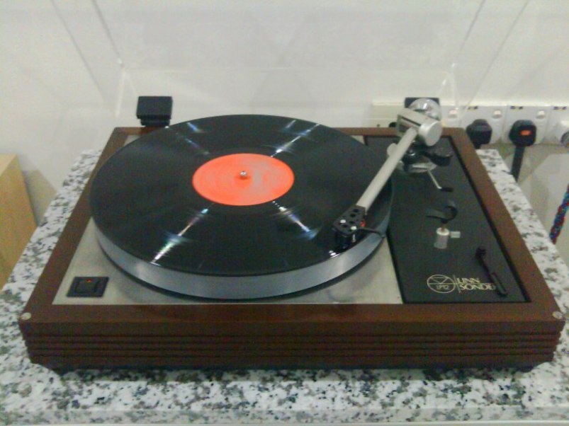 Linn Sondek LP12