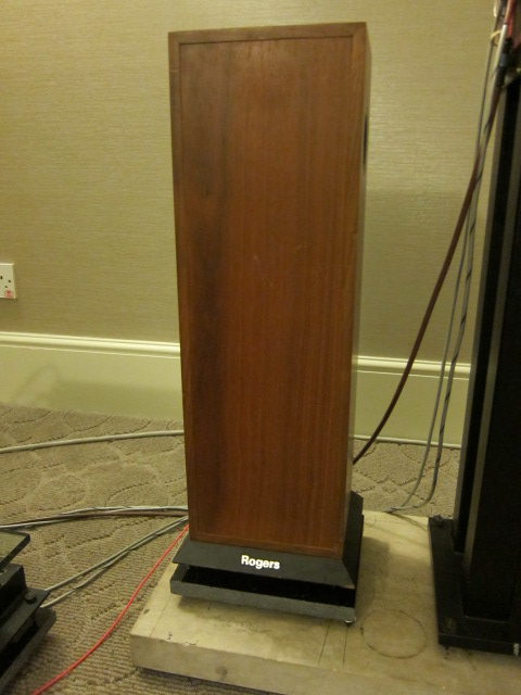 Rogers AB1 Bass Extender Rogers AB1 Bass Extender