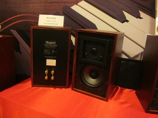 KLIAV 2011 LS3/5A : Rogers LS3/5a 60th Anniversary Loudspeaker